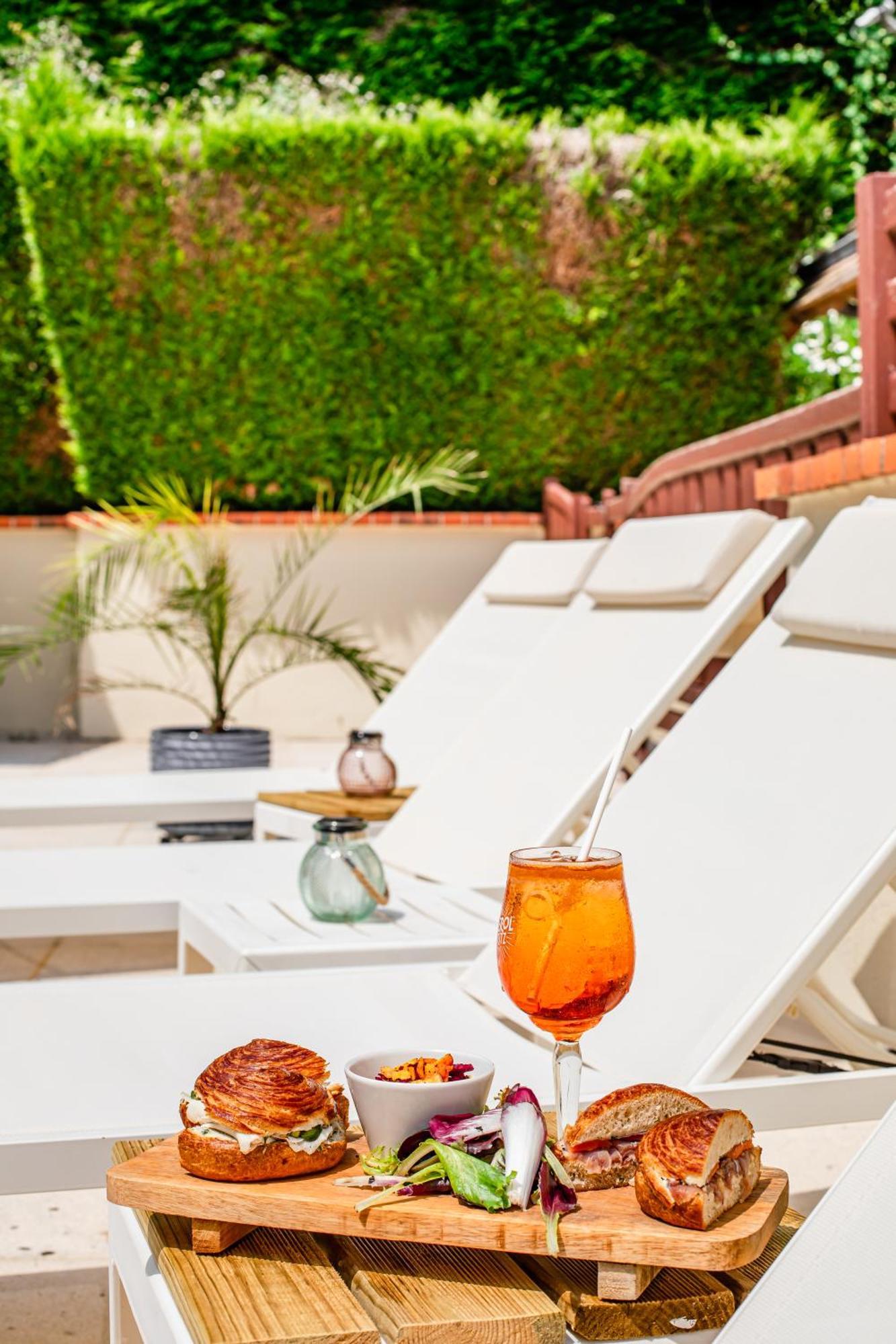 Hotel Le Romantica 펜네데피 외부 사진